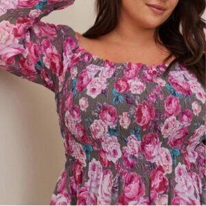 Torrid Smocked Crinkle Chiffon Off Shoulder  size 3X